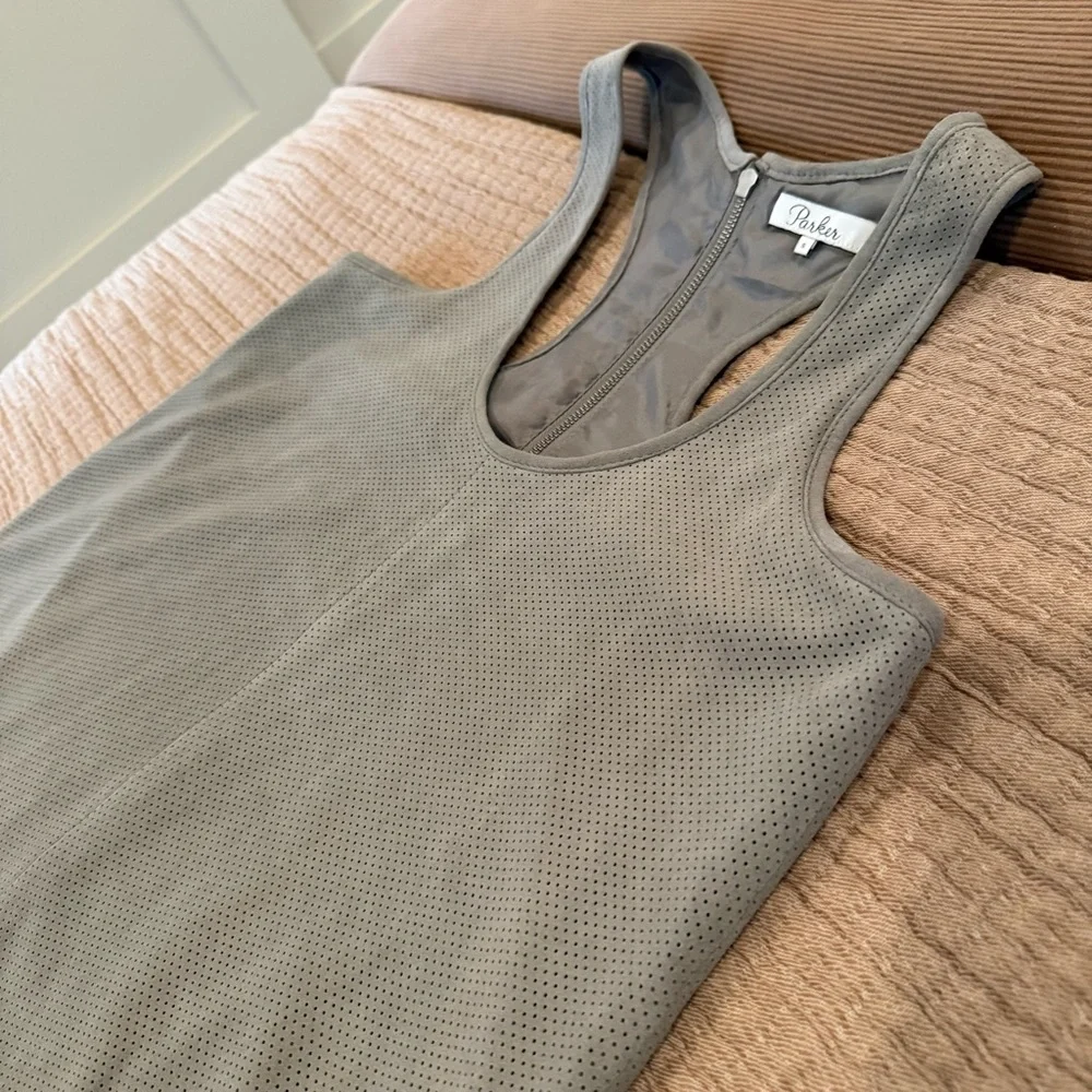 Stunning! Parker Suede leather racer back tank top, S - Picture 7 of 9